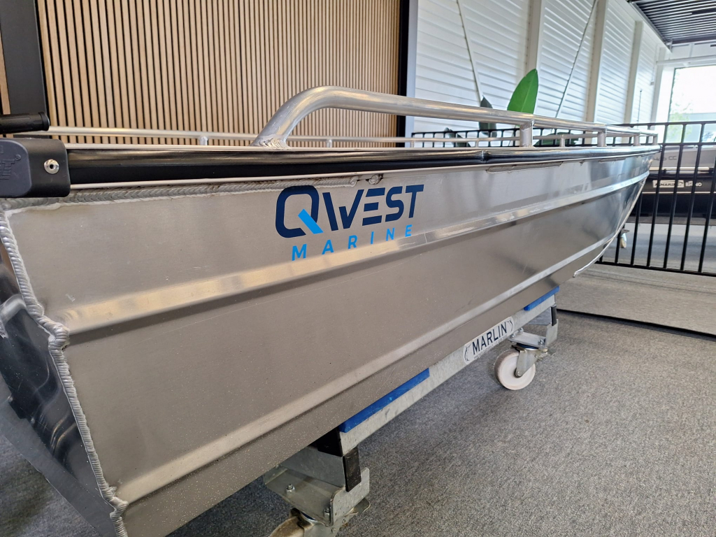 Qwest F301 + Suzuki 2,5PK Suzuki deal! — foto 5 van 5