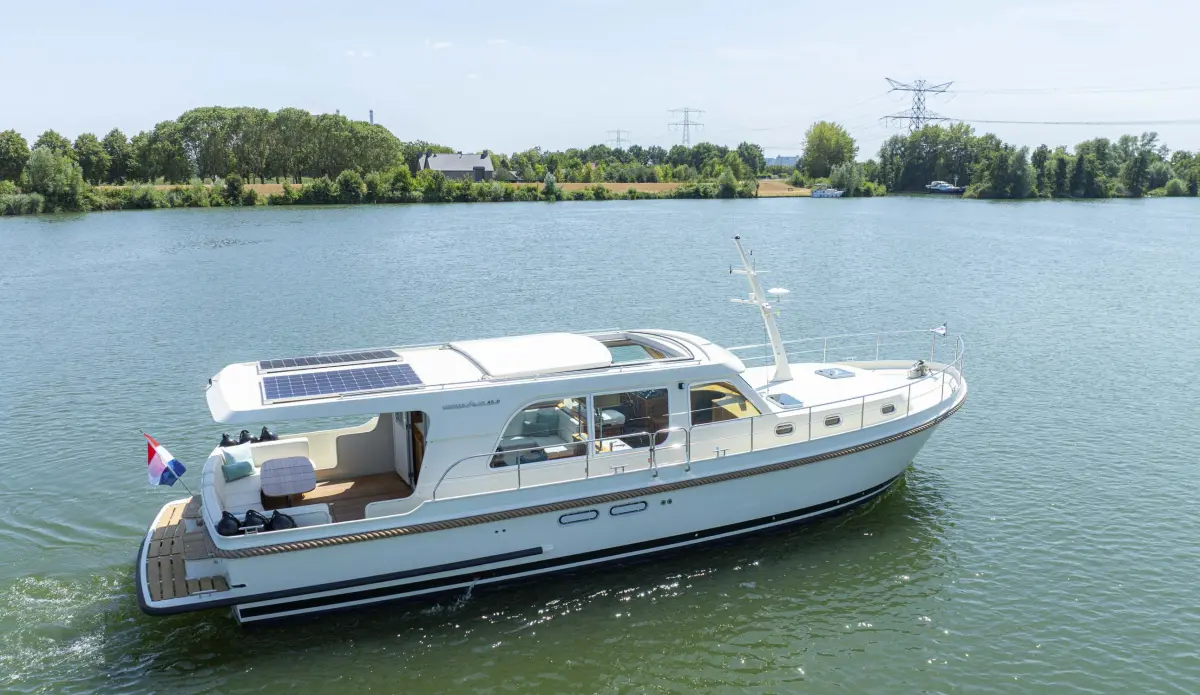 Grand Sturdy 45.0 Sedan — foto 8 van 12