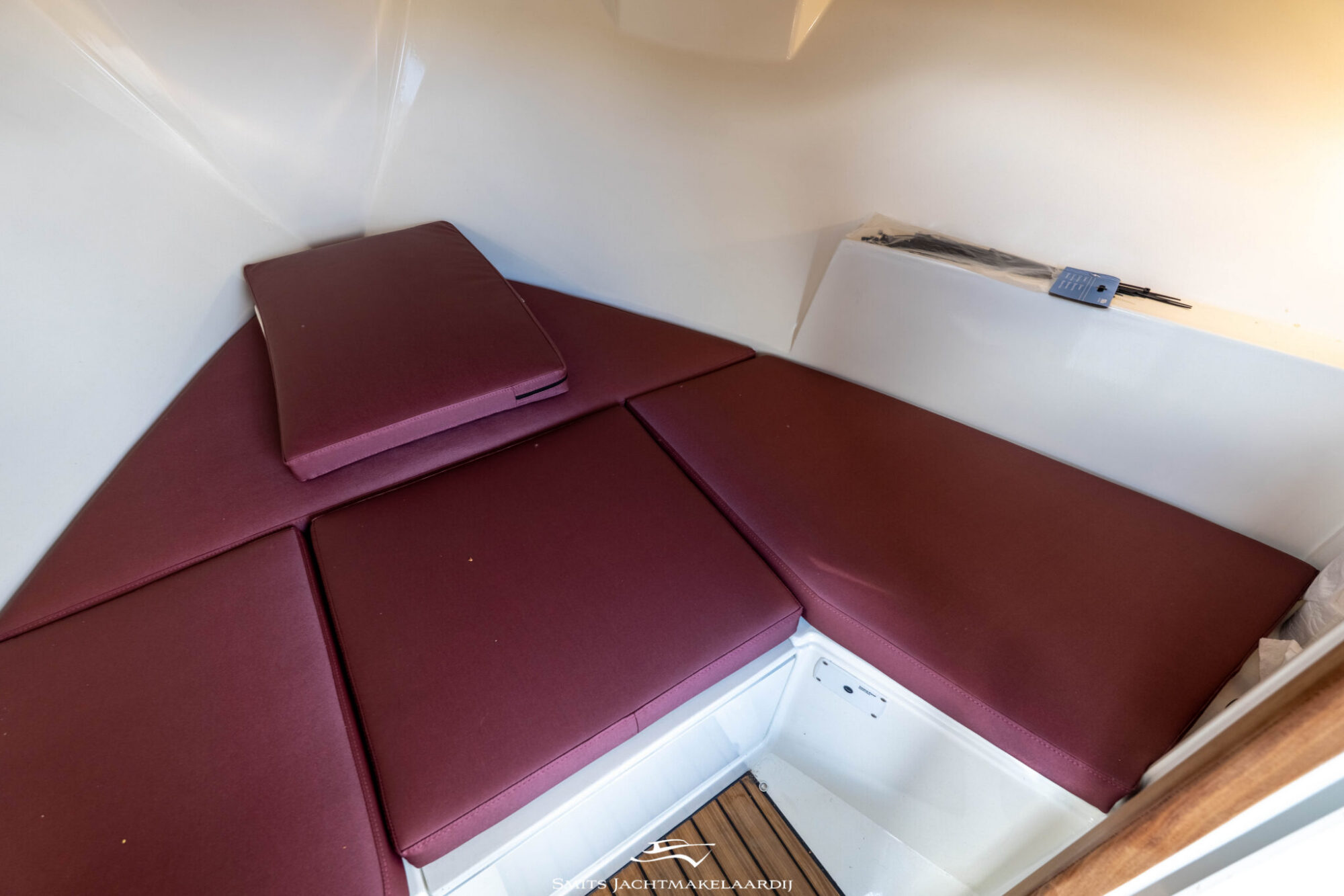 Bola GS Tender 27 Semi Cabin — foto 15 van 45