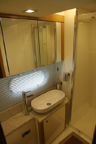 Sunseeker Portofino 48 — foto 2 van 3