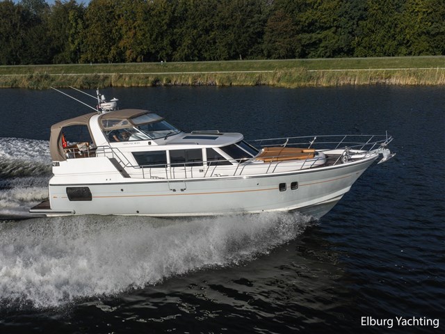 Trader 42 - Cabrio — foto 2 van 76