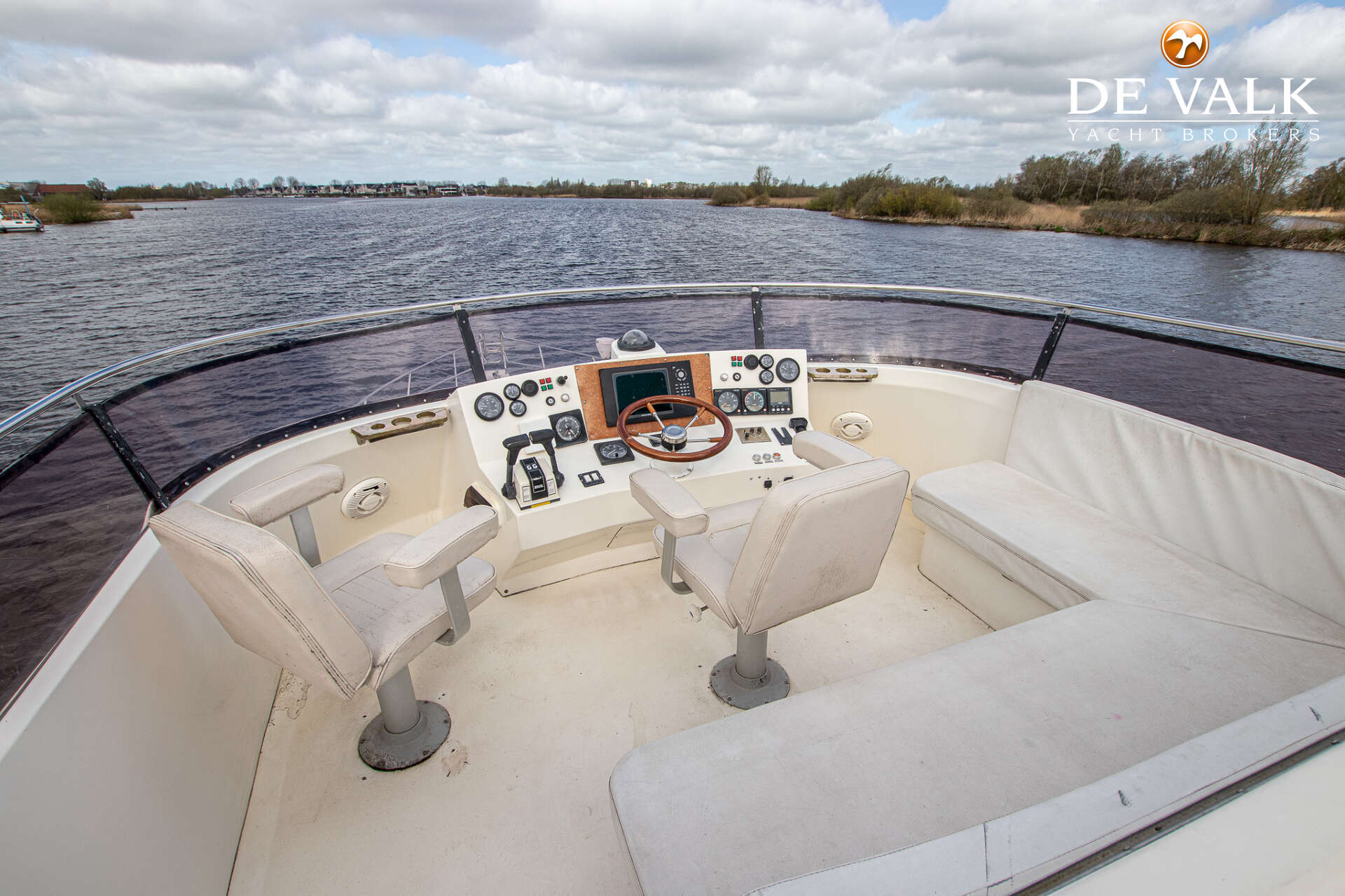 Neptunus 145 Flybridge — foto 11 van 38