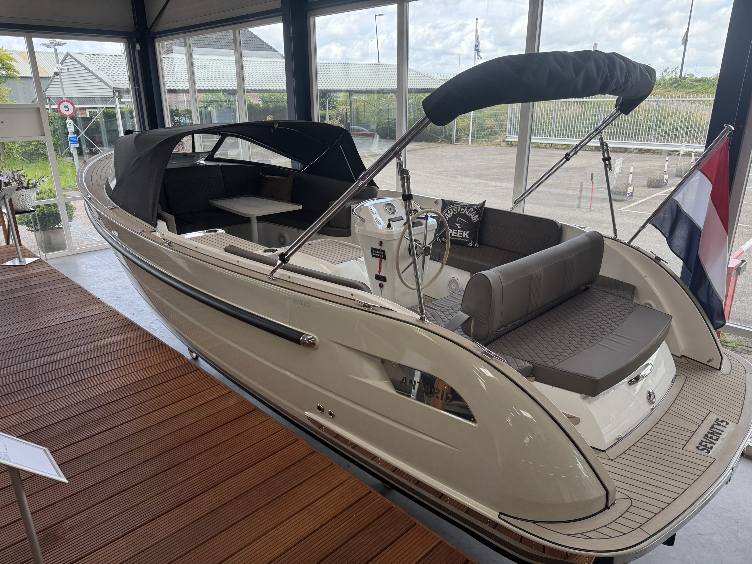 Antaris Seventy5 (op voorraad) — foto 3 van 21