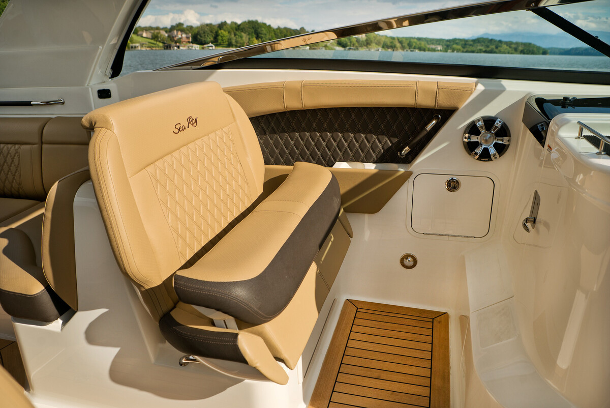 Sea Ray SLX 350 — foto 11 van 20