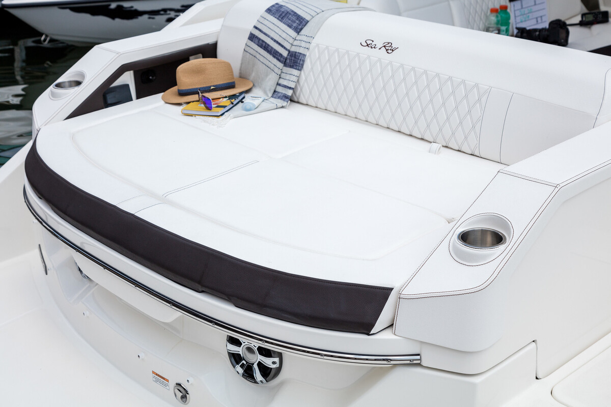 Sea Ray SLX 310 — foto 15 van 16