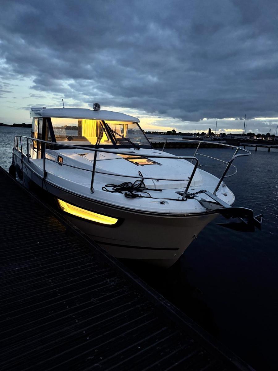 Jeanneau Merry Fisher 1095 Coupé Hardtop — foto 14 van 21