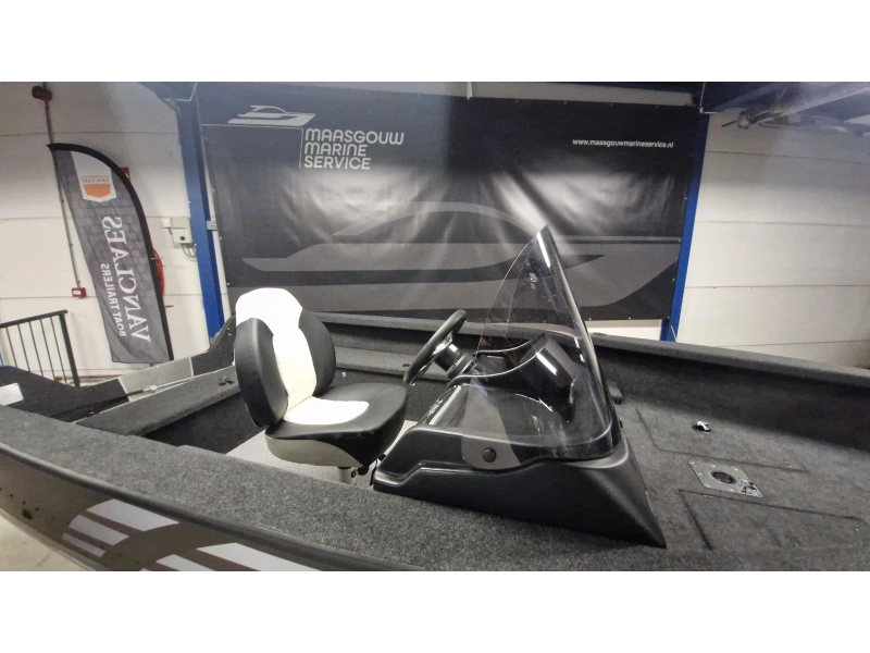 Brema Fishing Pro 450/480/500 Console — foto 4 van 12
