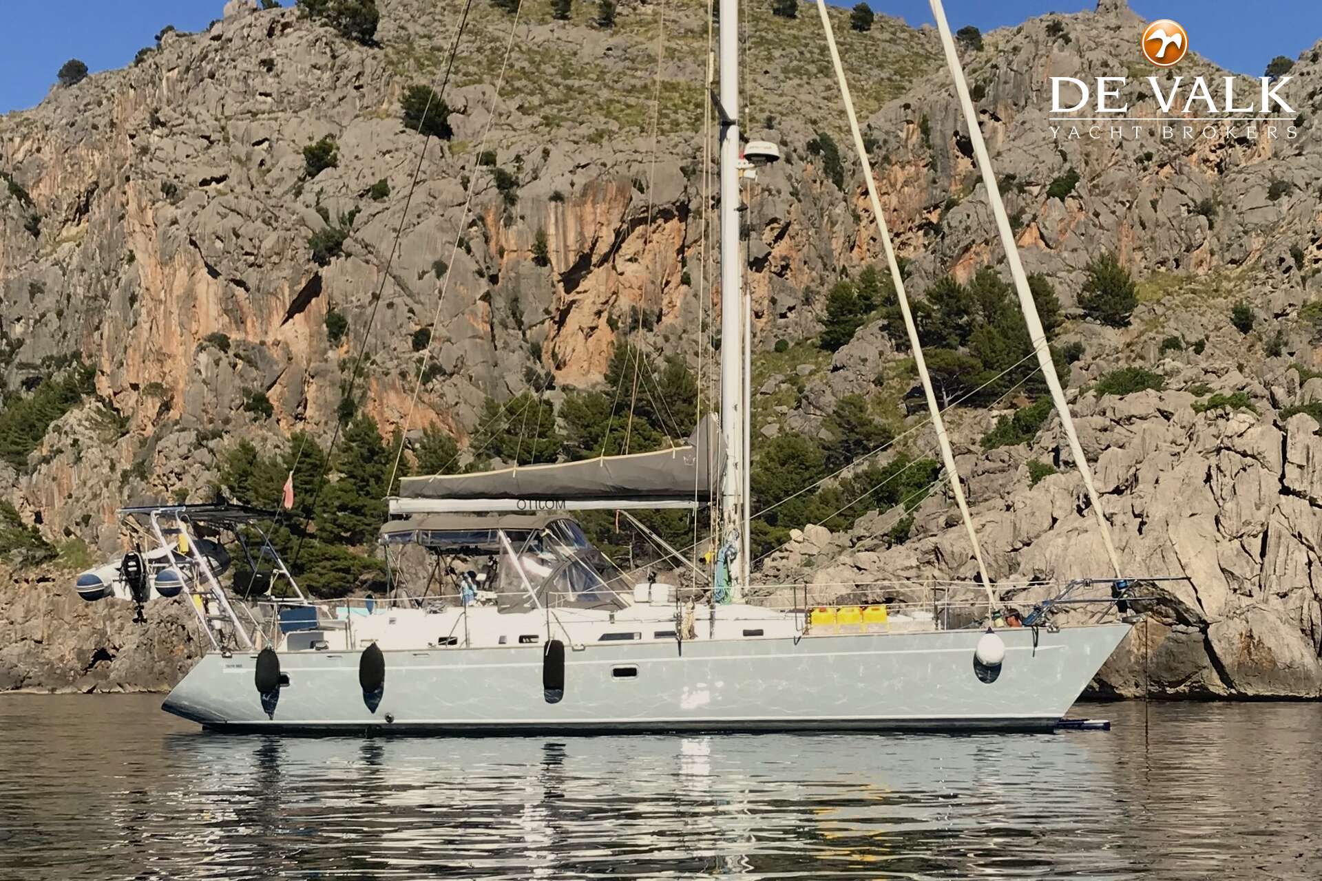 Tayana 48 — foto 1 van 35