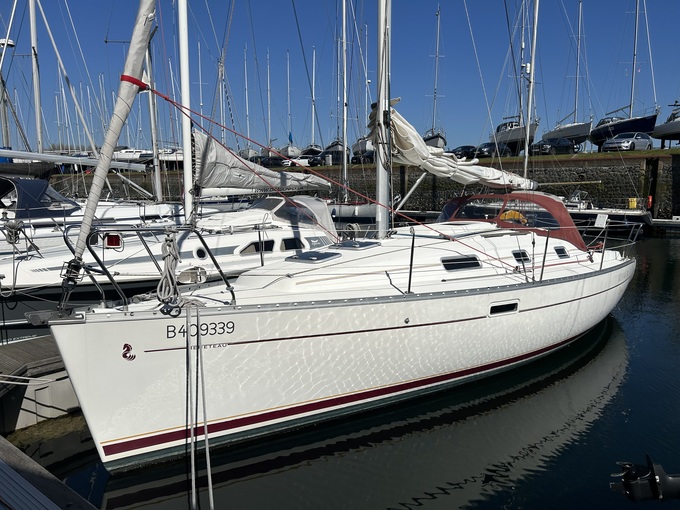 Beneteau Oceanis Clipper 311 — foto 2 van 12