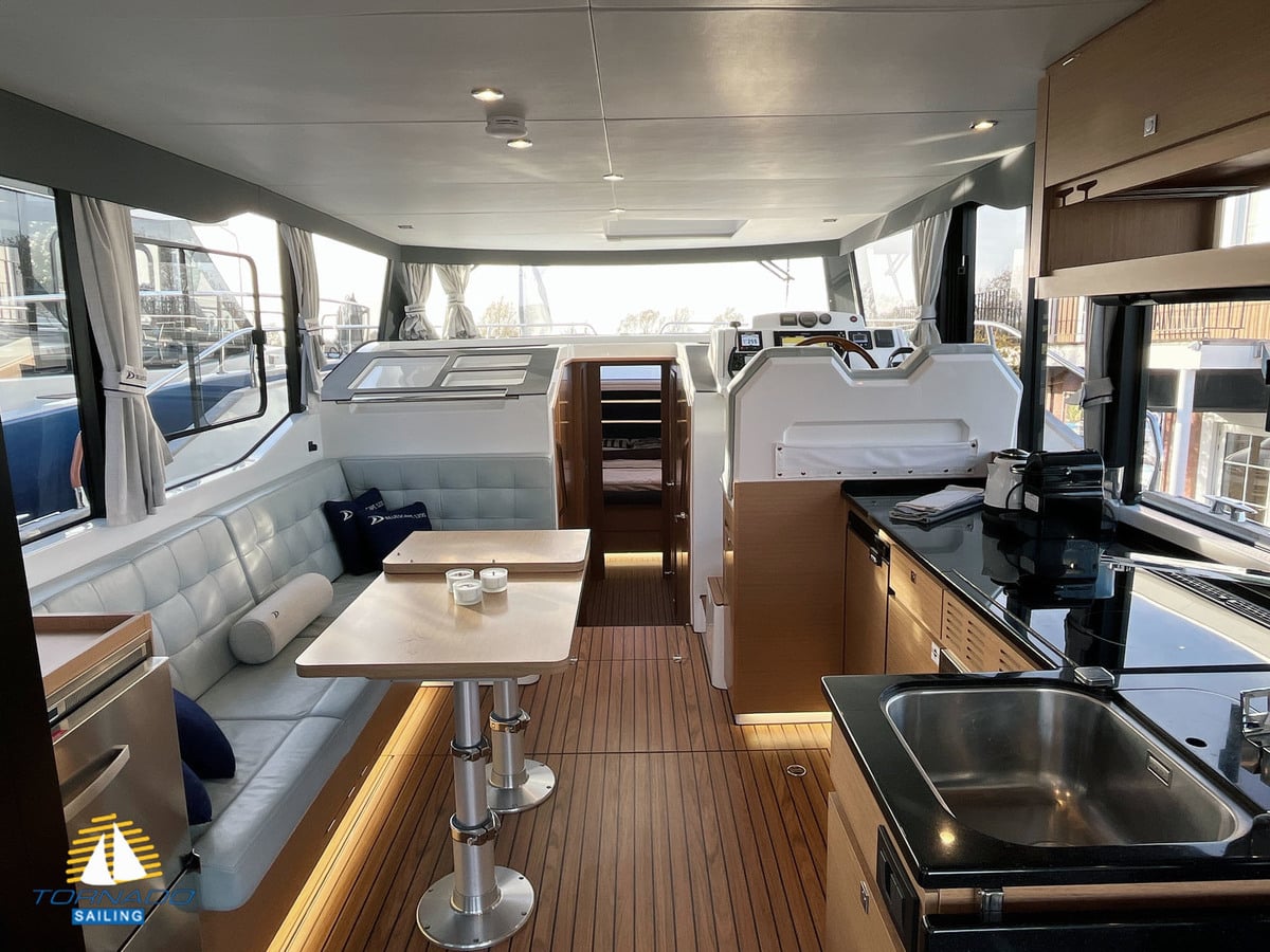 Delphia Yachts 12 Flylounge — foto 12 van 12